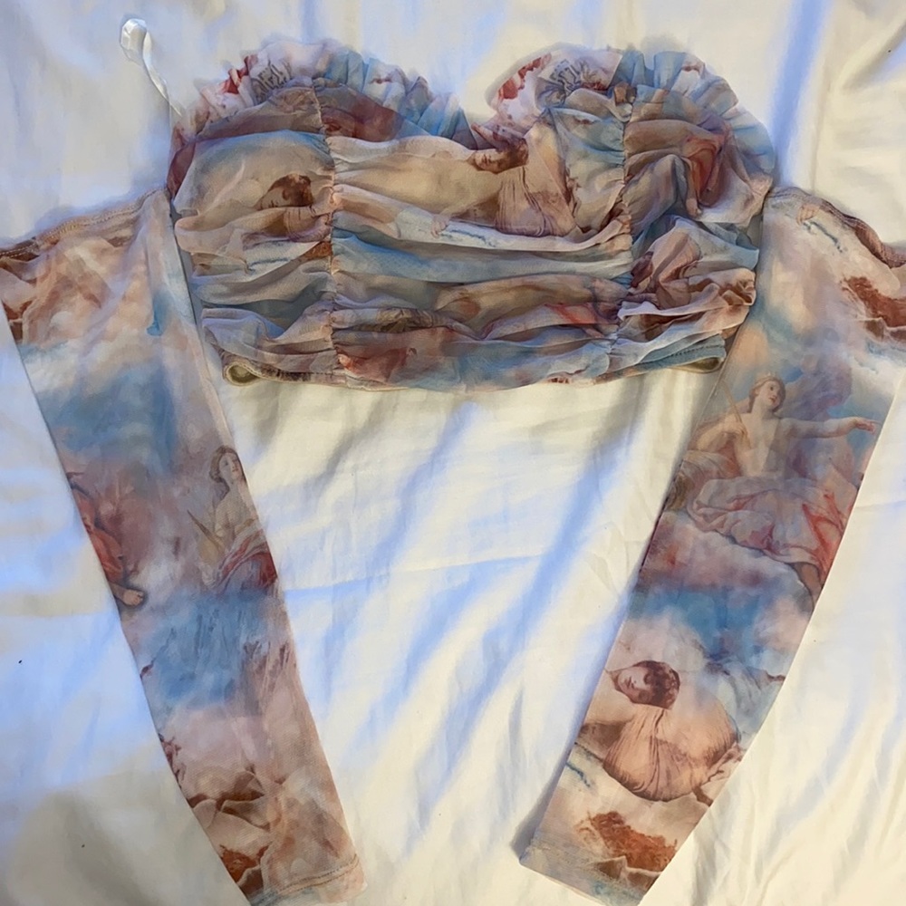 Renaissance mini top